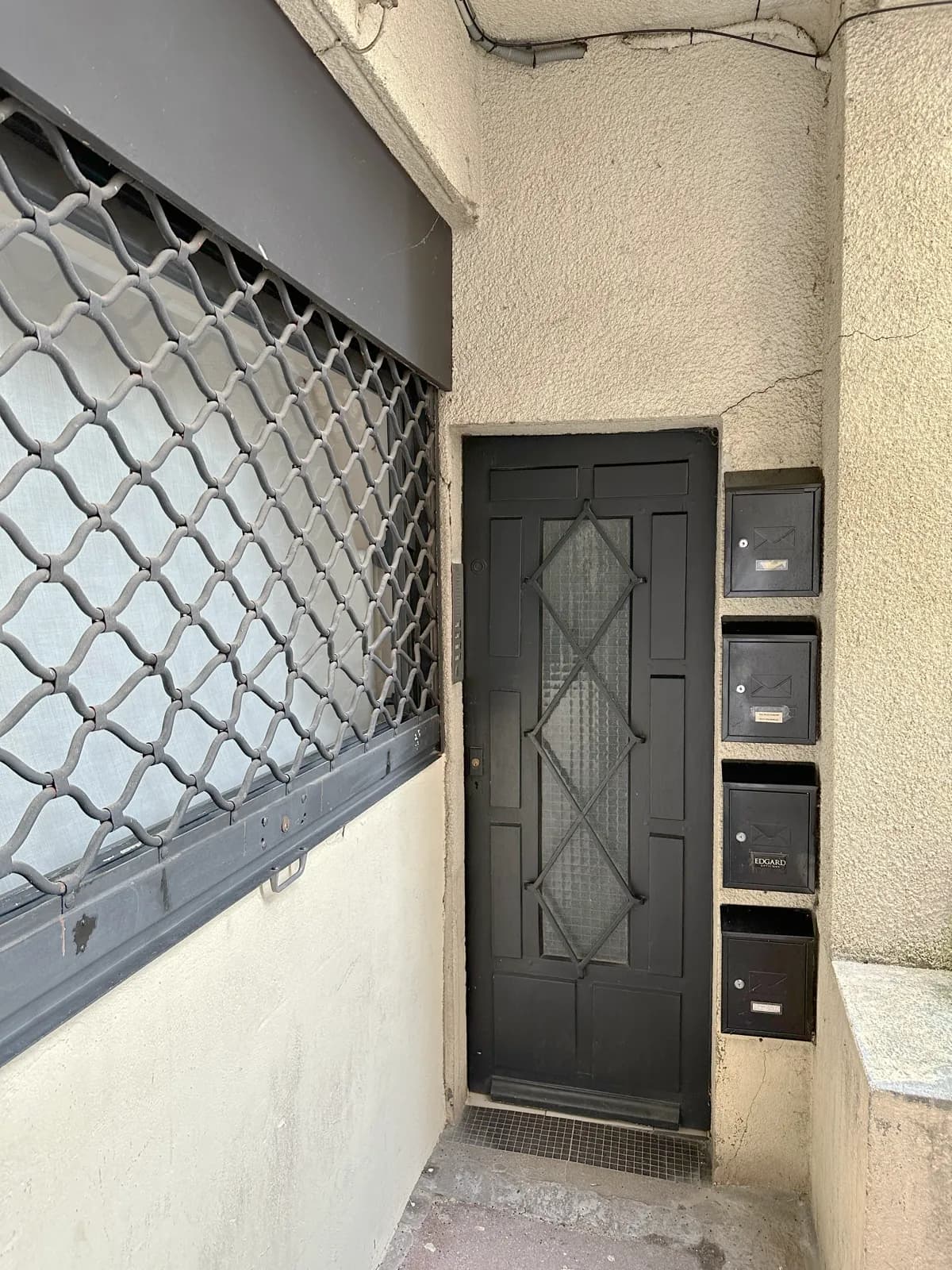 Canapé convertible déplié pour un couchage supplémentaire